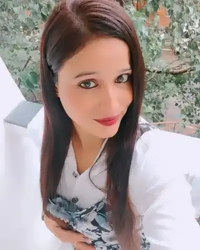 Call Girls in Ahore